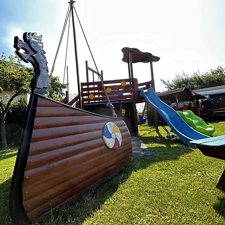 Arletta I Strefa Lodge